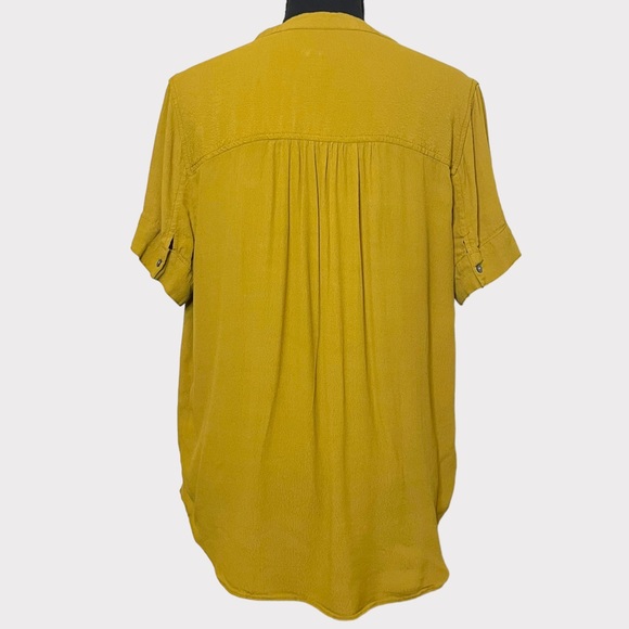 J. Crew - Drapey Band-Collar Popover Blouse - Golden - Size Medium - Picture 4 of 7